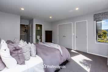 83 Mount Marua Way, Mount Marua