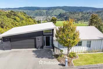 83 Mount Marua Way, Mount Marua