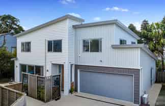 32B Tirimoana Road, Te Atatu South