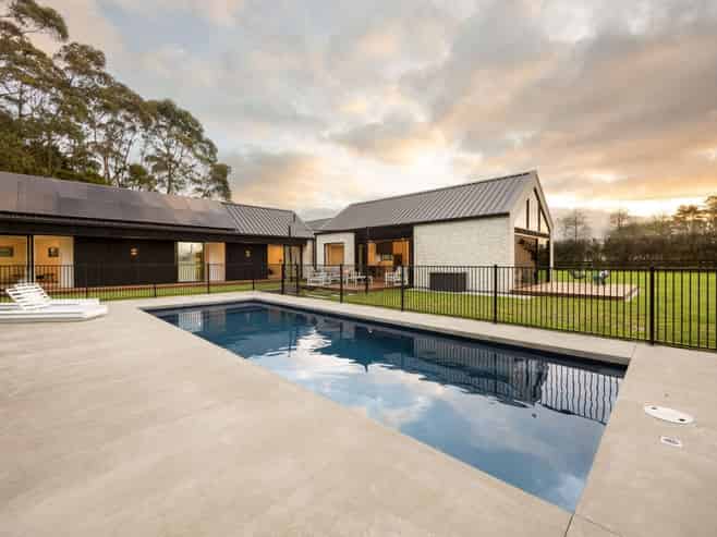 162 Livingstone Road, Ngahinapouri