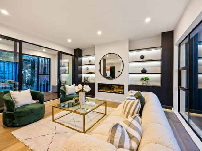 8A  Eglinton Avenue, Mount Eden