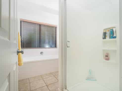 4 Ajax Head, Pauanui