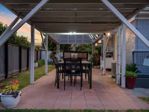 6 Oakland Avenue, Papatoetoe