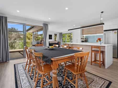 2 Hihi Rise, Horahora