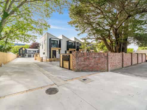 8 Elina Way, Heretaunga