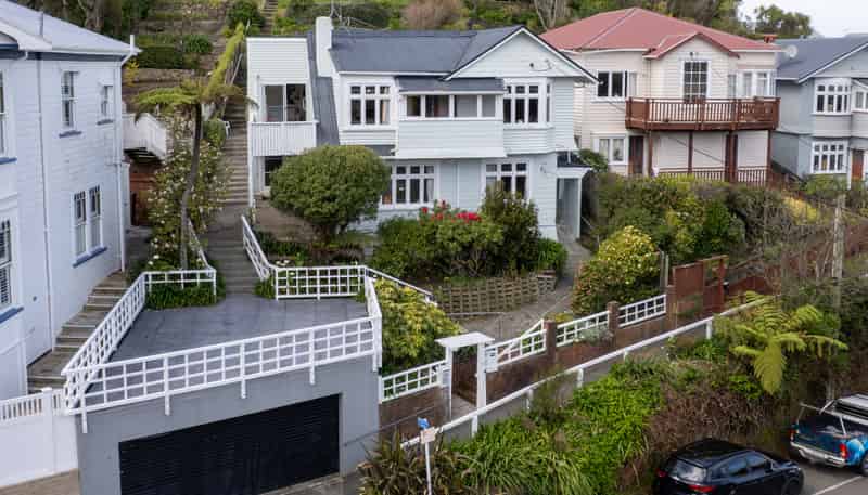 142 Kelburn Parade, Kelburn