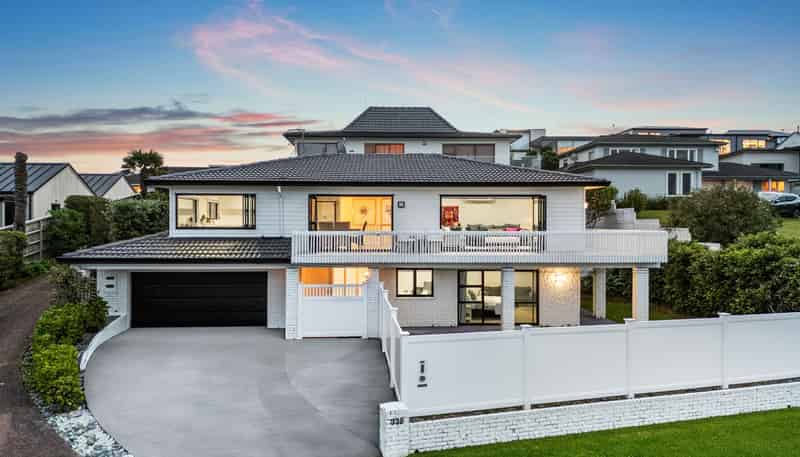 33b Parr Terrace, Castor Bay