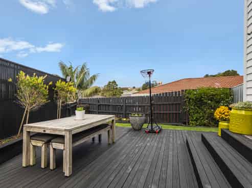 45A William Bayes Place, Red Beach