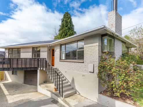 17 Colquhoun Street, Glenross