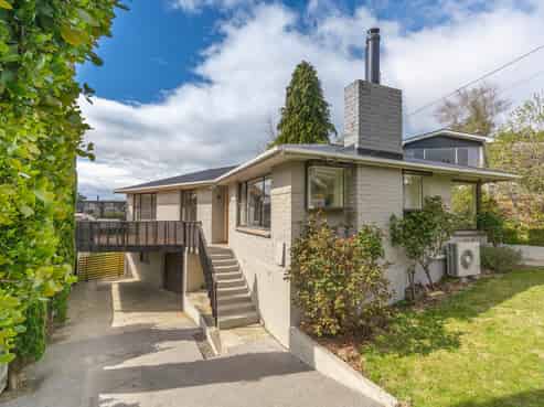 17 Colquhoun Street, Glenross