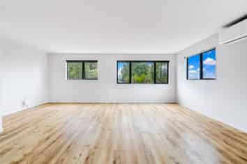 8/273 Mount Albert Road, Sandringham