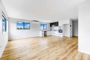 8/273 Mount Albert Road, Sandringham