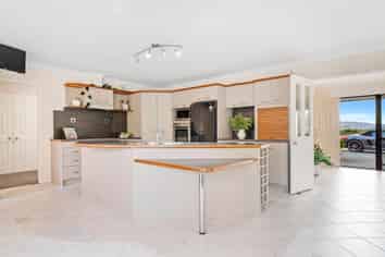 184 Monarch Downs Way, Matakana