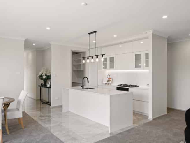 20 Allan Avenue, Lytton West