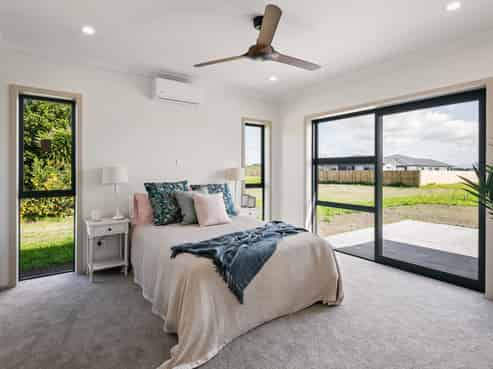 20 Allan Avenue, Lytton West