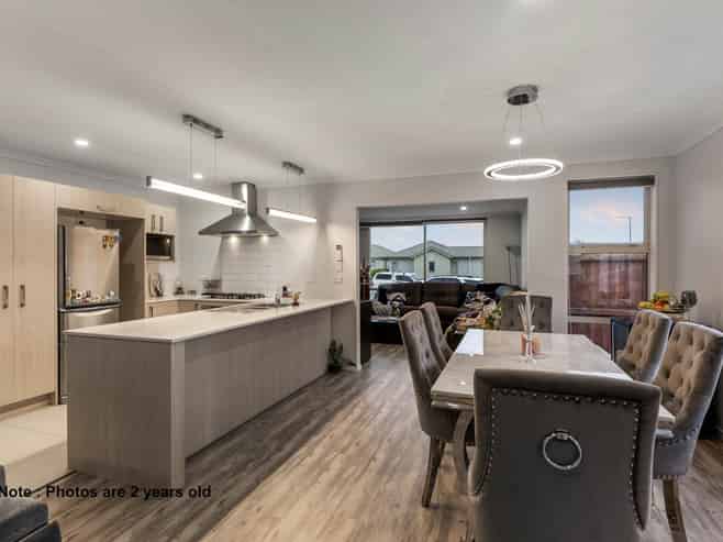 24 Soaring Bird Drive, Takanini