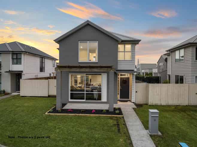 24 Soaring Bird Drive, Takanini