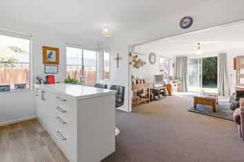 1/20 De Bloge Place, Burwood