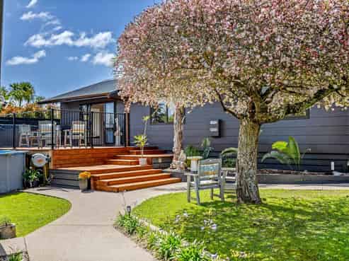 4 Julia Way, Beachlands