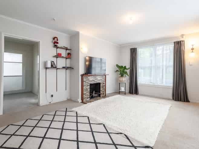 27 May Road, Mount Roskill