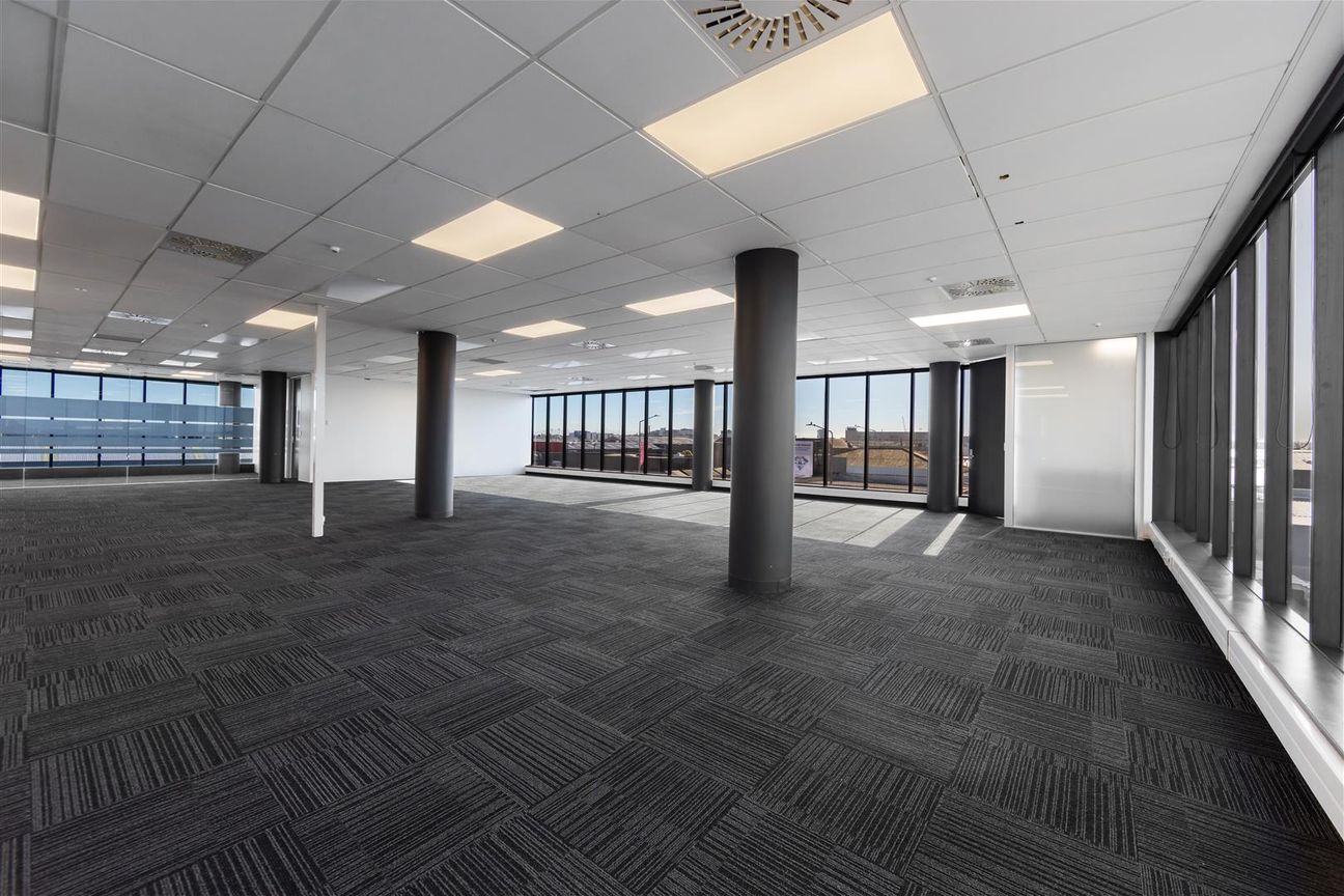 Modern Office Premises with Exceptional Profile - Flere