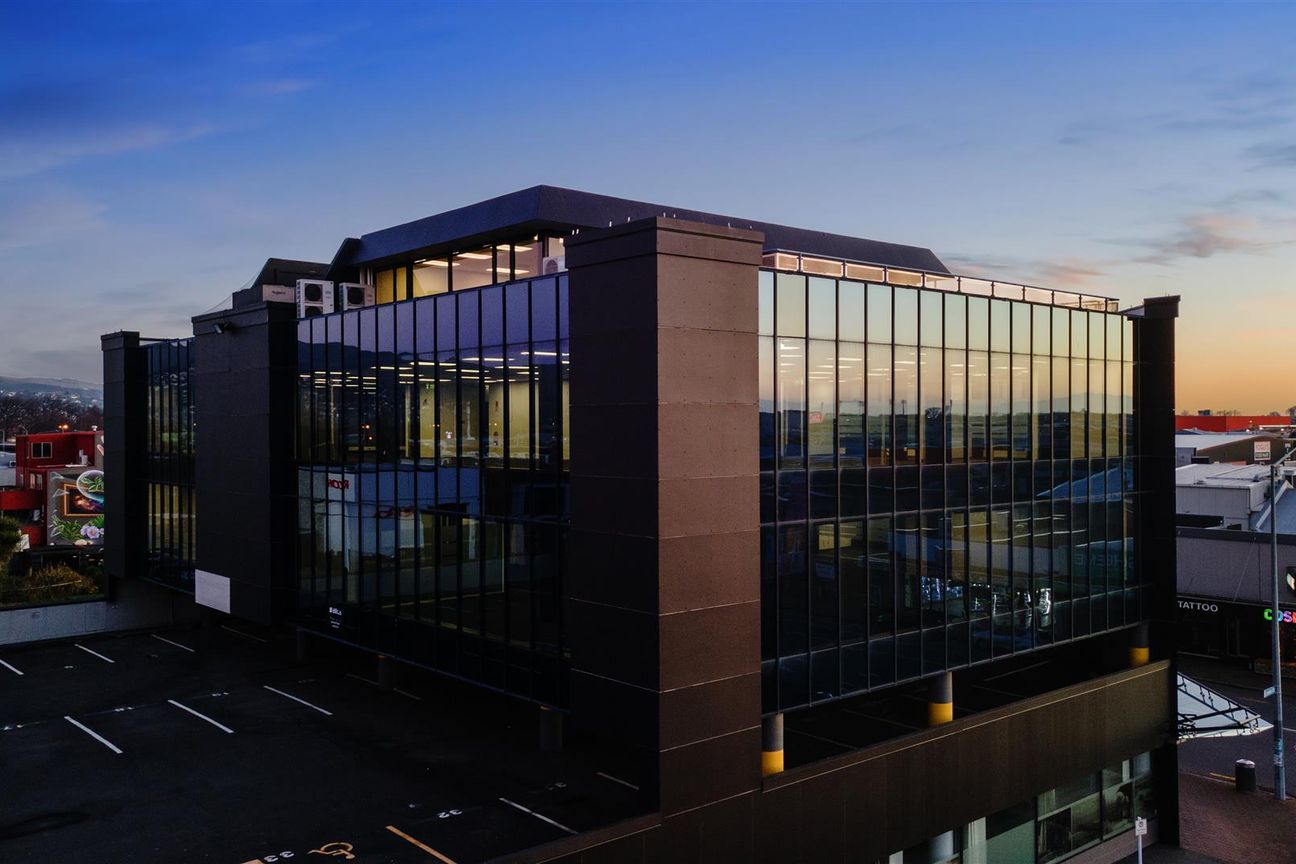 Modern Office Premises with Exceptional Profile - Visning 3