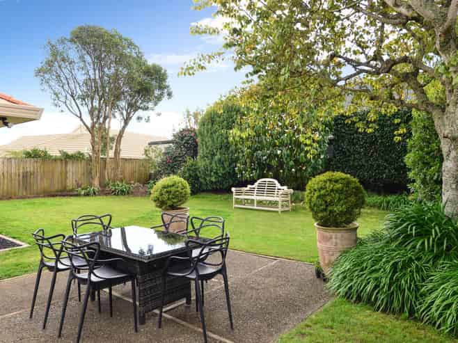 59 Harrowfield Drive, Harrowfield