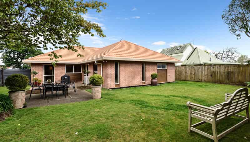 59 Harrowfield Drive, Harrowfield