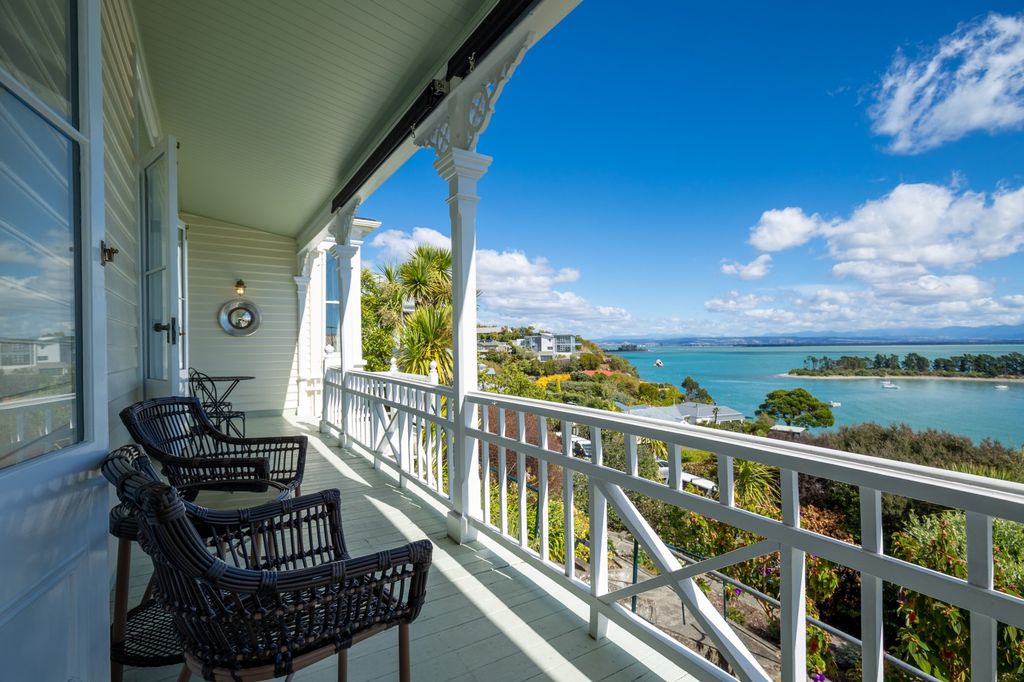 Elegant Renovation, Timeless Character 1