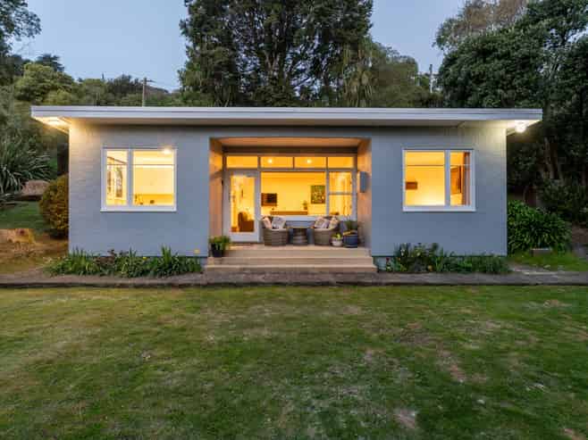 10 Crescent Street, Purakaunui