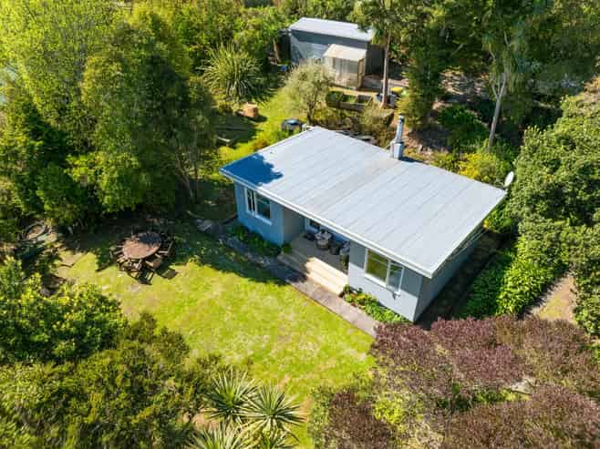 10 Crescent Street, Purakaunui