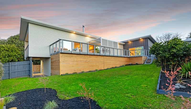 15 Oceana Drive, Welcome Bay