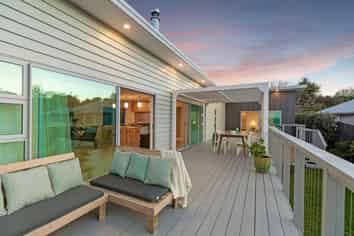 15 Oceana Drive, Welcome Bay