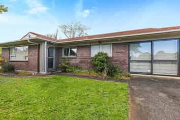 1/27 Brookfield Avenue, Onehunga