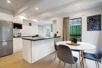 2/5 Eugen Place, Bayview