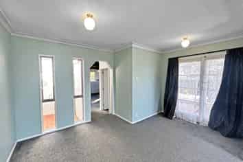 16 Wood Street, Takaro