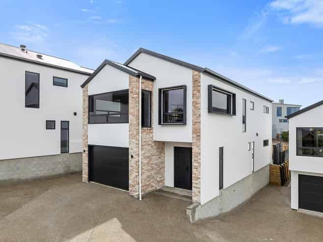 4, 5, 6/15 Kenmure Road, Belleknowes