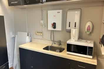 Bargain Office Space in ex. condition