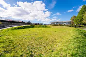13 Larches Lane, Kinloch