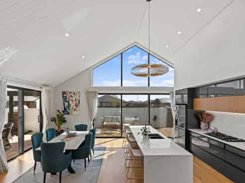 34 Evelyn Crescent, Marshland