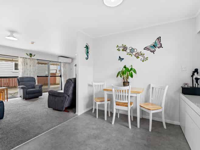 12A Armstrong Avenue, Woodhill
