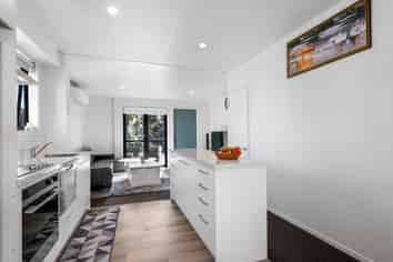 1/14 Buffon Street, Waltham