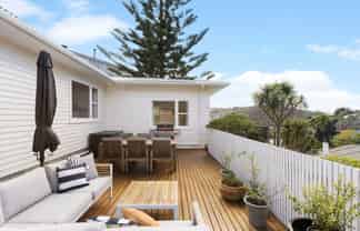 10 Liddel Grove, Island Bay