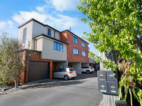 2/130 Packe Street, Edgeware