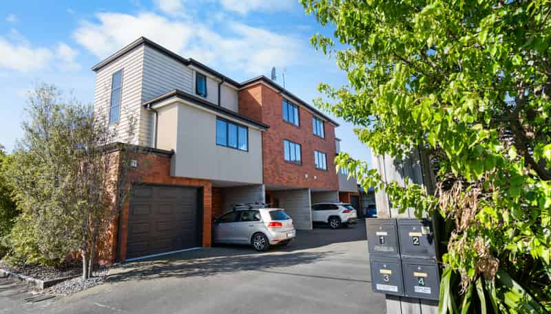 2/130 Packe Street, Edgeware