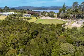280 Aucks Road, Russell