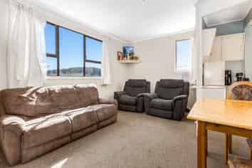 81 Northland Road, Northland