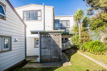81 Northland Road, Northland