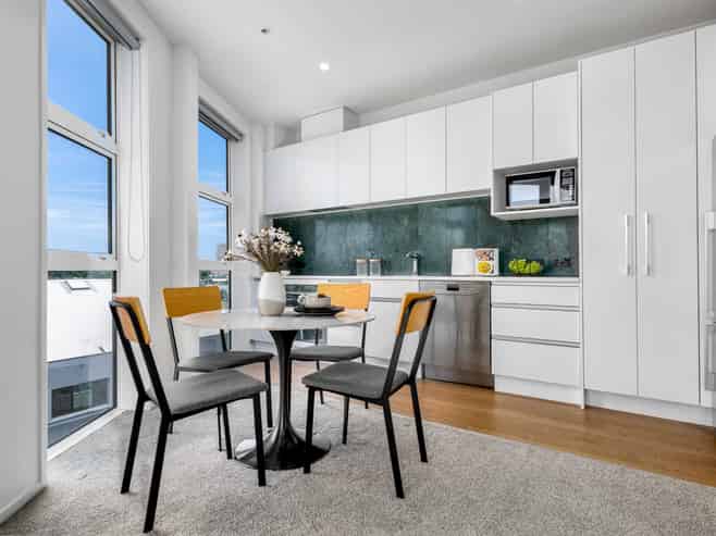 302/246 Khyber Pass Road, Newmarket