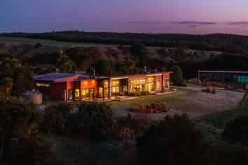 741 Hingarae Road, Marotiri